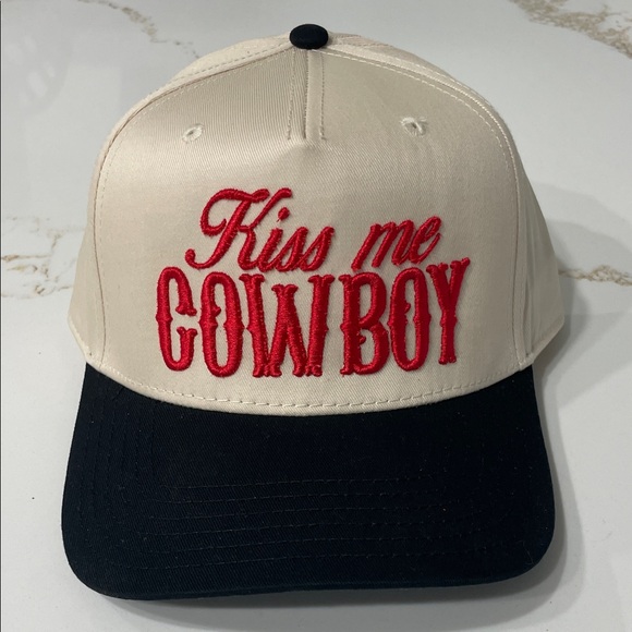 KISS ME COWBOY Cream, Black, and red Embroidered Hat - Picture 1 of 3